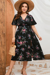 Robe fendue à manches courtes et fleurs grande taille